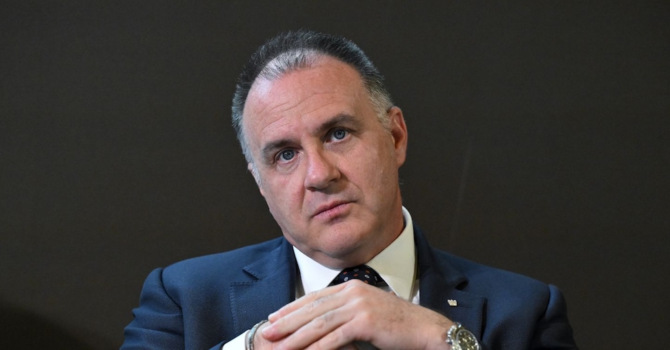 Deberes, Orsini: usa fundamentos pero construye nuevos puntos de venta.