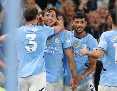 Denouement en Inglaterra: cinco clubes compiten el último día a