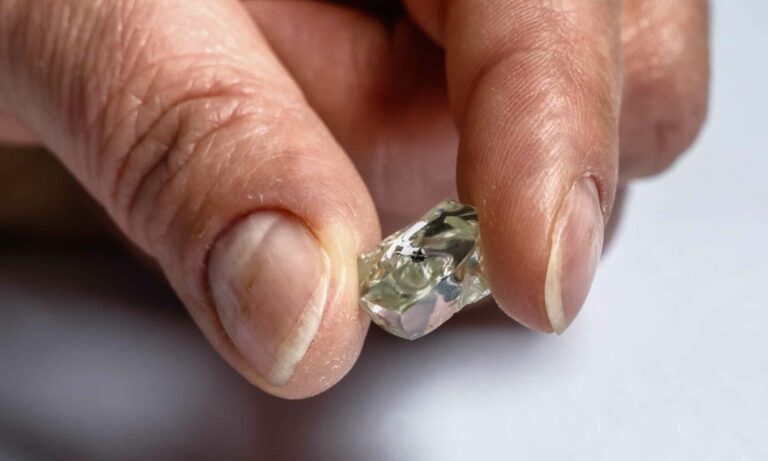 Después de 50 años, la ciencia ha creado el diamante