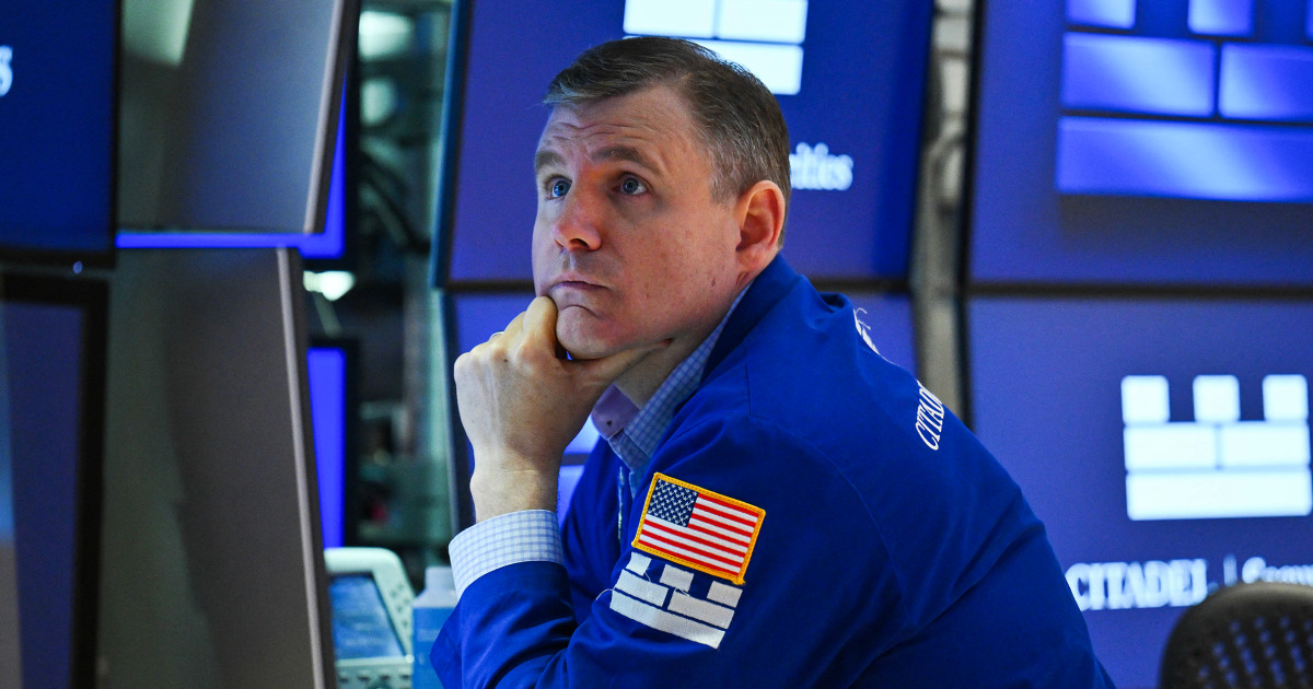 Dow sube después de la reversión de aranceles de Trump