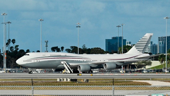 EE. UU. Acepta $ 400mn Qatar Jet para ser utilizado