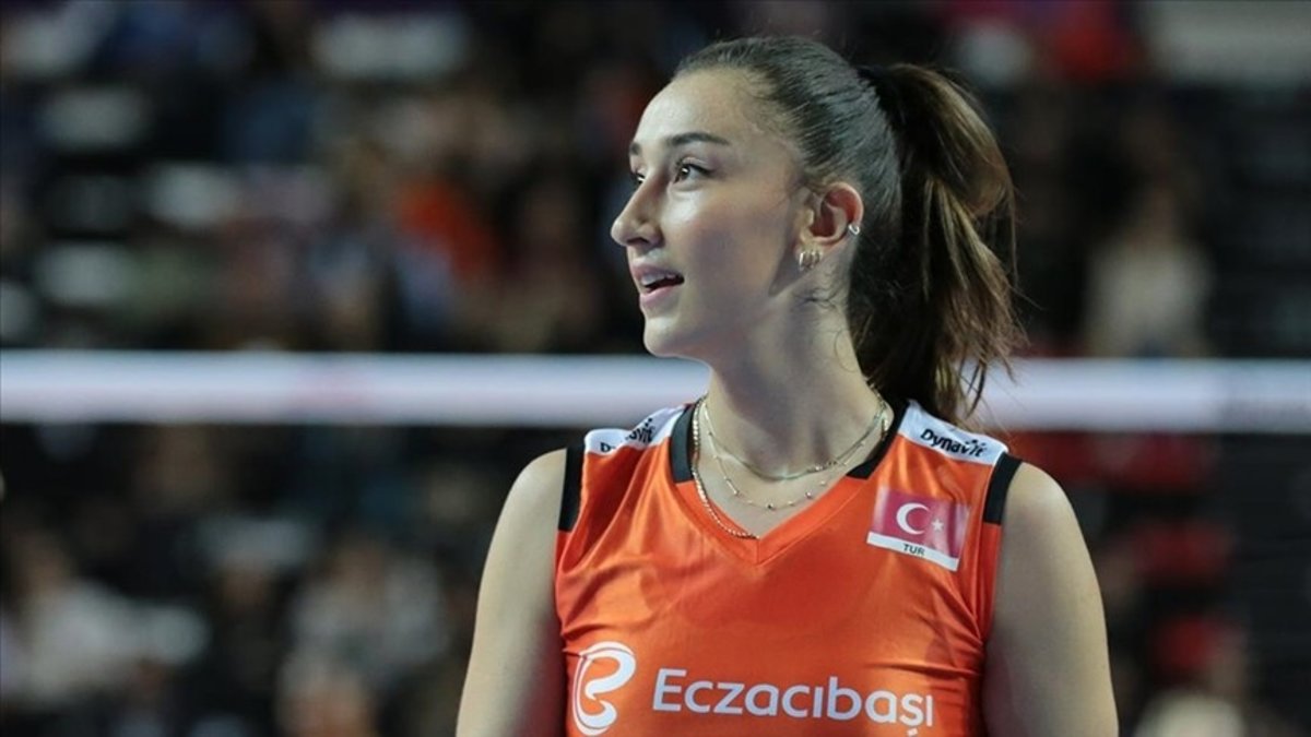 Eczacıbaşı Hande se despidió de Baladın!