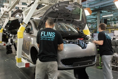 El CEO Renault y Stellantis generan la alarma: "Los automóviles