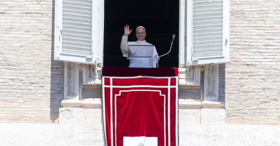 El Papa: "Abrazo a los pueblos que sufren por la