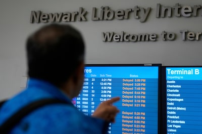 El aeropuerto de Nueva York pierde contacto con las aeronaves: