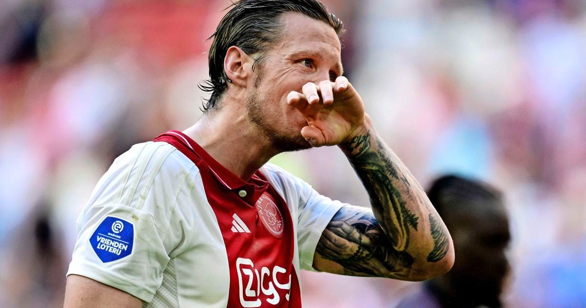 El delantero emocional de Ajax Wout Weghorst: "Había presentado este