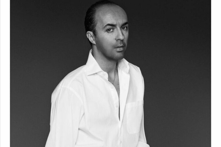 El diseñador Francesco Scognamiglio compra su marca y planea un