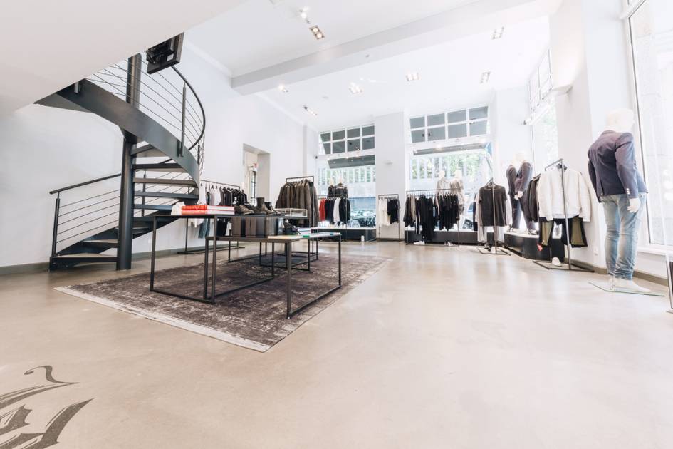 El distribuidor de moda de Düsseldorf, Jades, se atreve a