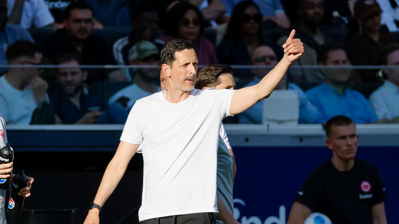 El entrenador de Frankfurt Toppmöller extendió el contrato hasta 2028