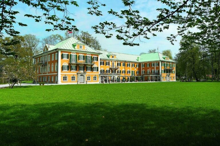 El fabricante de disfraces de Salzburgo Gössl falla con un