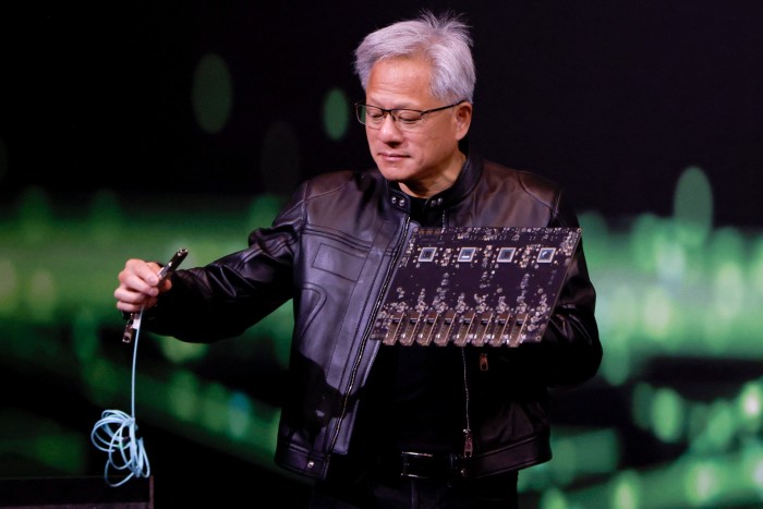 El jefe de Nvidia, Huang, dice que los chips de
