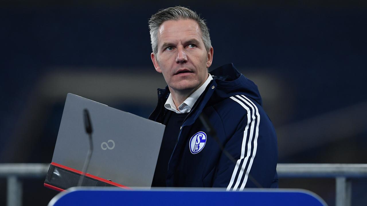 El jefe de la junta de supervisión de Schalke, Hefer