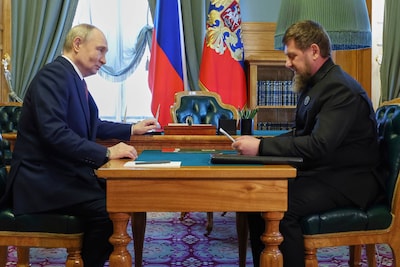 El líder checheno Kadyrov dibuja declaraciones sobre el despido: "Putin