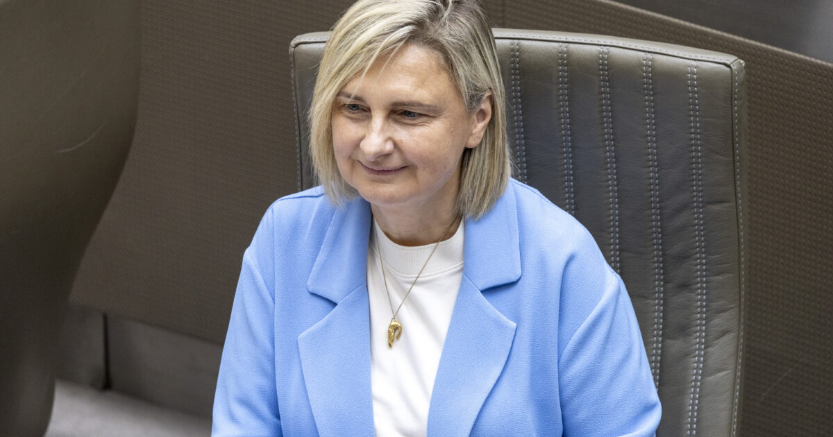 El ministro Crevits consulta con la provincia de West Flandes