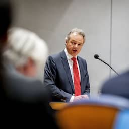El ministro Madlener continúa los planes de contracción para Schiphol
