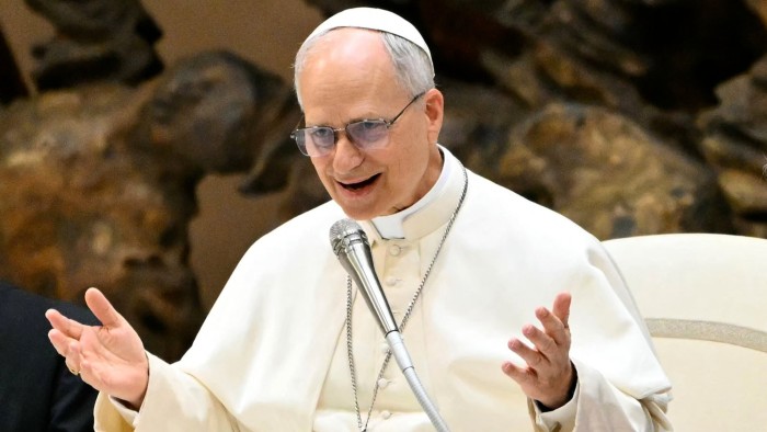 El nuevo Papa se rompe con Francis para apoyar a