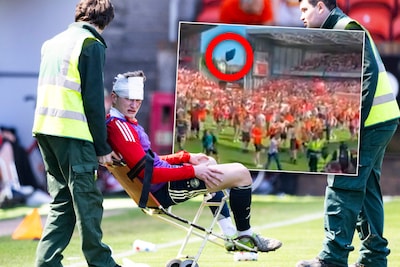 El partidario escocés hiere a su propio jugador arrojando sillas