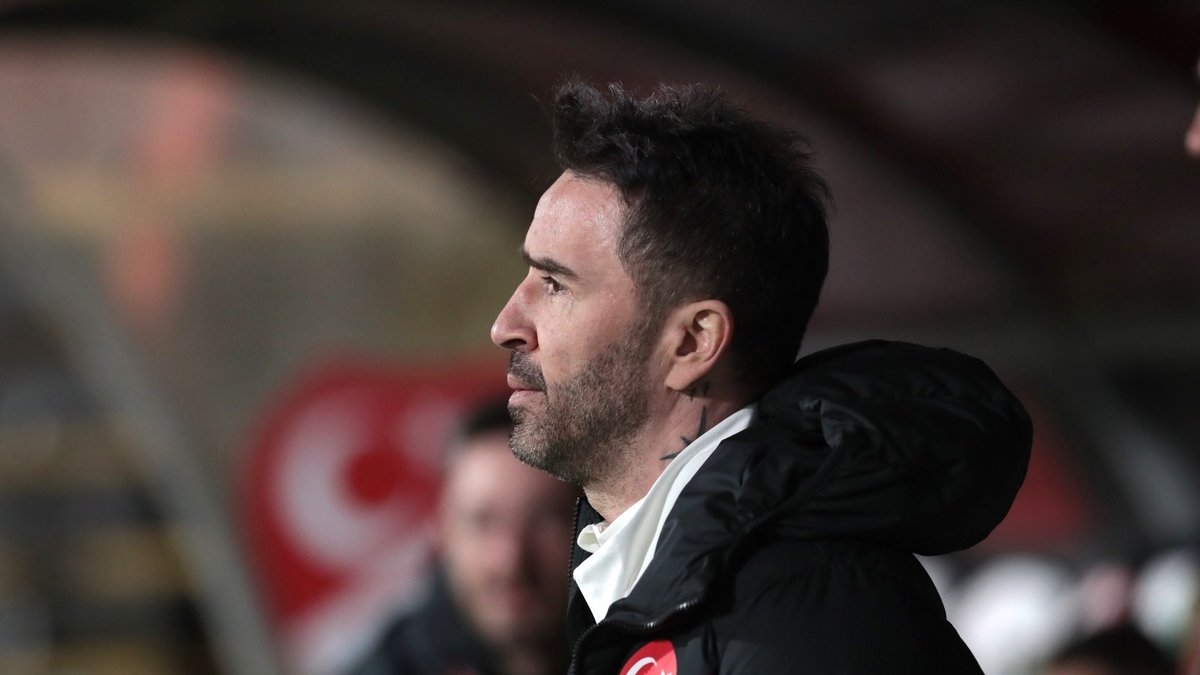 El período de Gökhan Gönül terminó en el equipo nacional