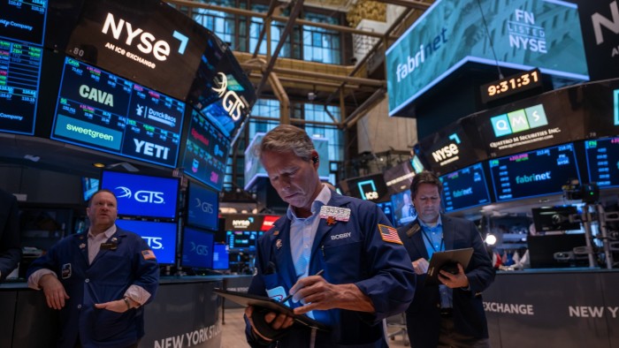 El repentino rebote de Wall Street atrapa a los inversores