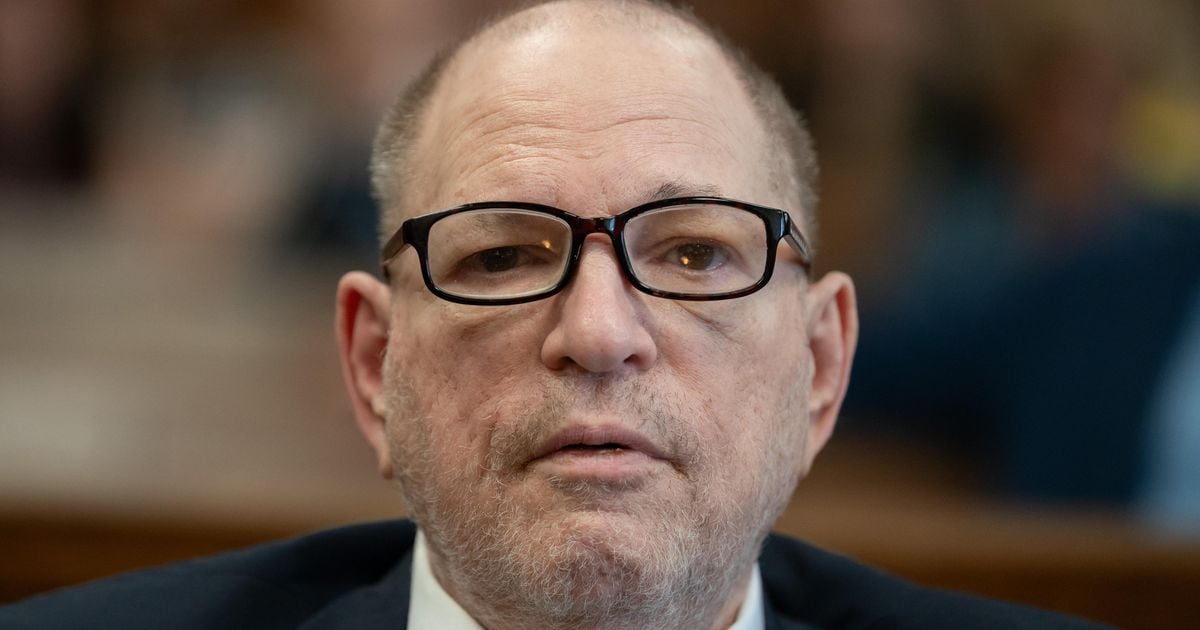 Erupción emocional Harvey Weinstein durante la entrevista: "Me rompieron"