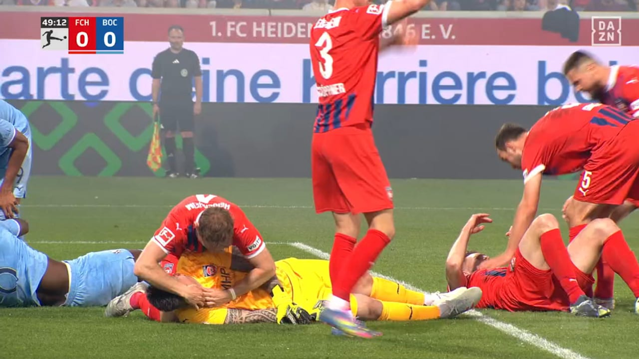 Escena de choque en Heidenheim - Los compañeros de equipo