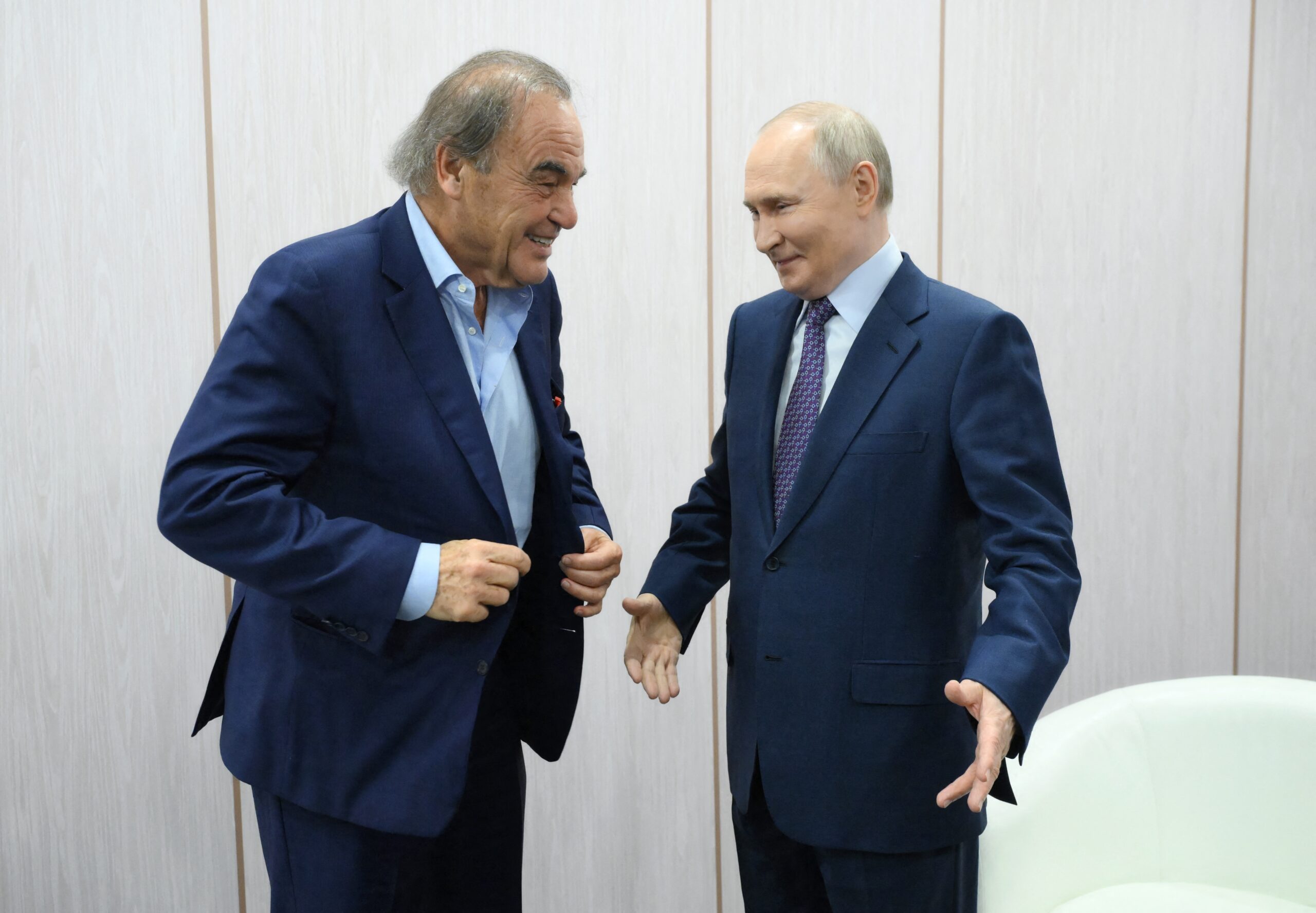 Etapa de propaganda de Putin: armas, autócratas y Hollywood