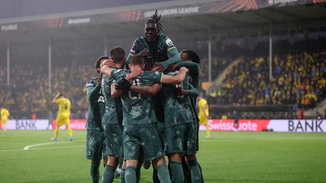 Europa League: Tottenham y Manunited se mueven con confianza a