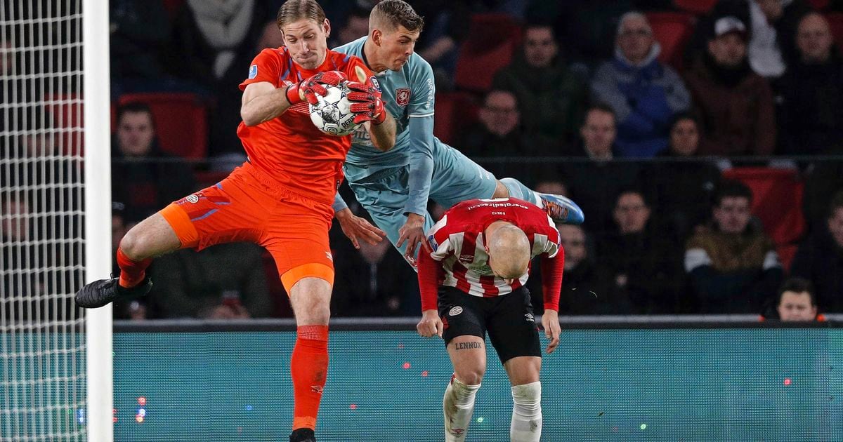 FC Twente extraña Lars Unnerstall contra NEC
