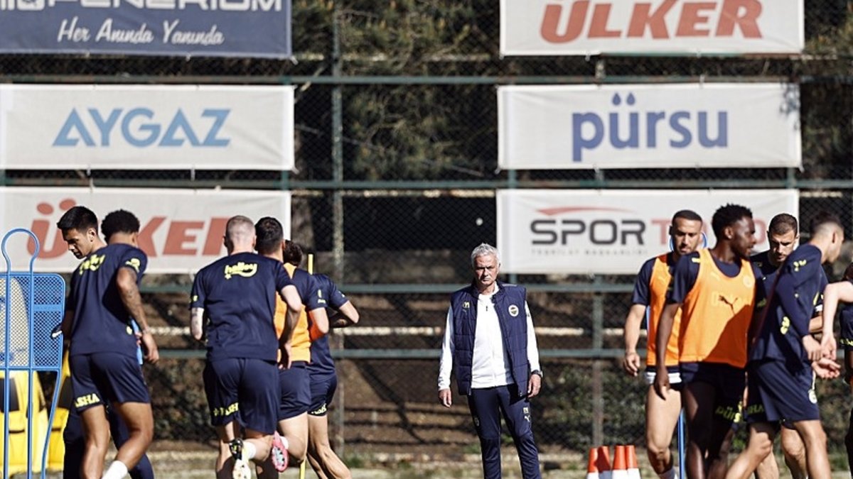 Fenerbahce Atakas Wathayspor continuó los preparativos para el partido