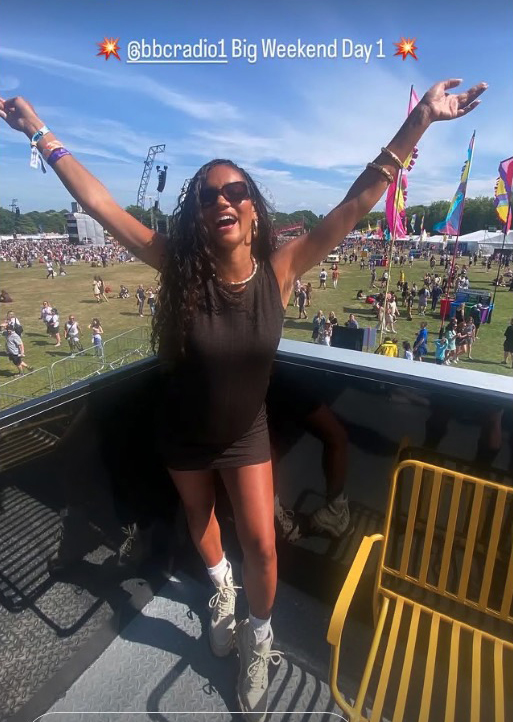 Fiestas embarazadas de Vick Hope en el gran fin de