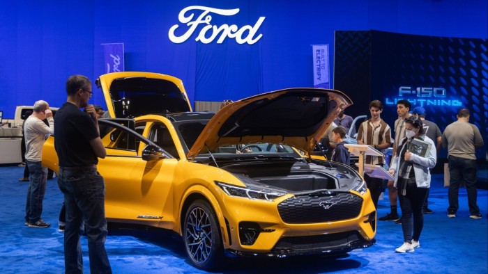 Ford espera una ganancia de $ 1.5 mil millones de