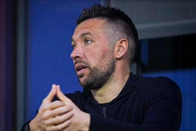 Francesco Farioli explica la partida en Ajax: "No quiero romper