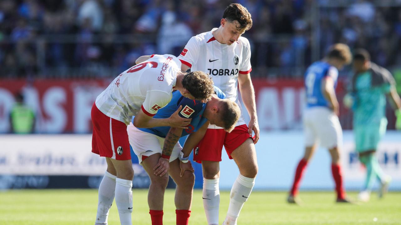 Friburgo se queda en la Liga de Campeones del curso