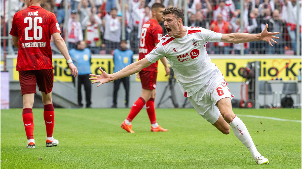 Funkel lidera 1. FC Köln al Campeonato de la Segunda
