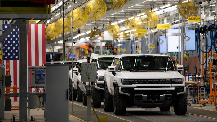 GM para implementar 'Covid Playbook' para compensar el golpe de