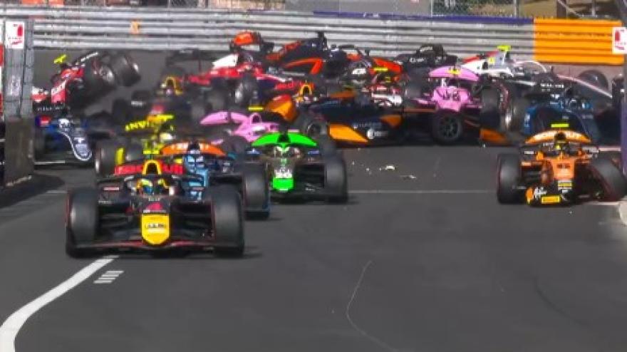 GP Monaco, un accidente temeroso al principio: todos los autos