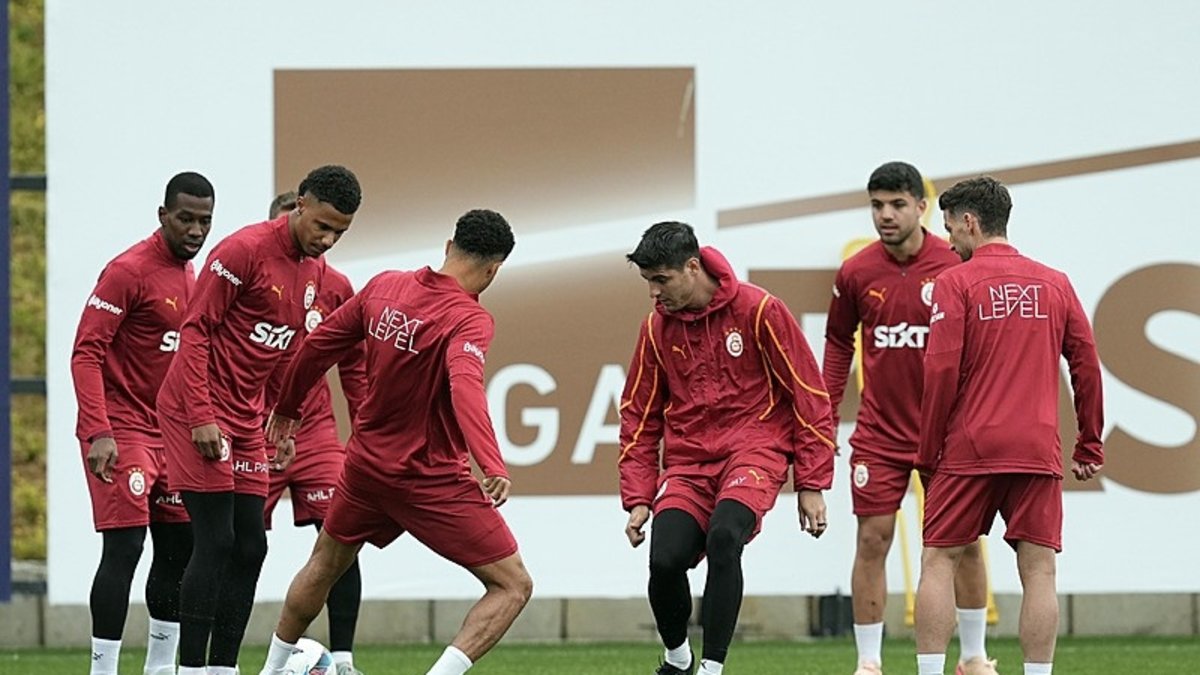 Galatasaray continuó los preparativos para el partido Sivasspor