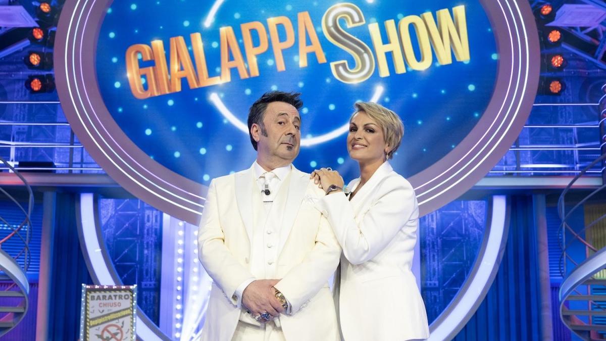 Gialappashow en TV8: Esta noche Francesca Pascale junto al bosque