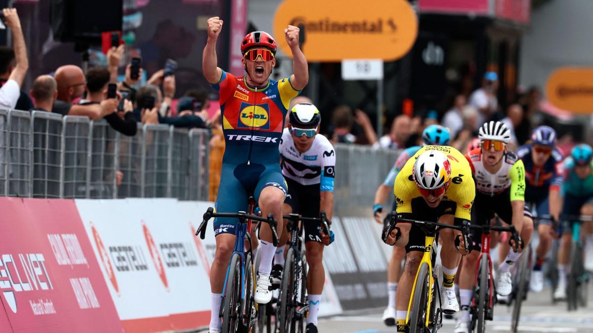 Giro d'Italia, Mads Pedersen gana en Tirana: la primera camiseta