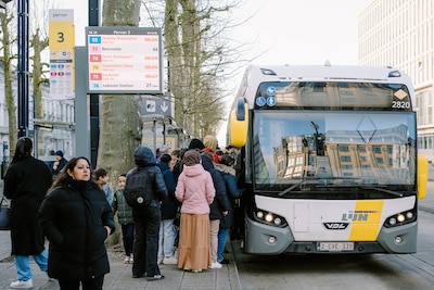 Huelga del martes en los servicios públicos, el transporte público