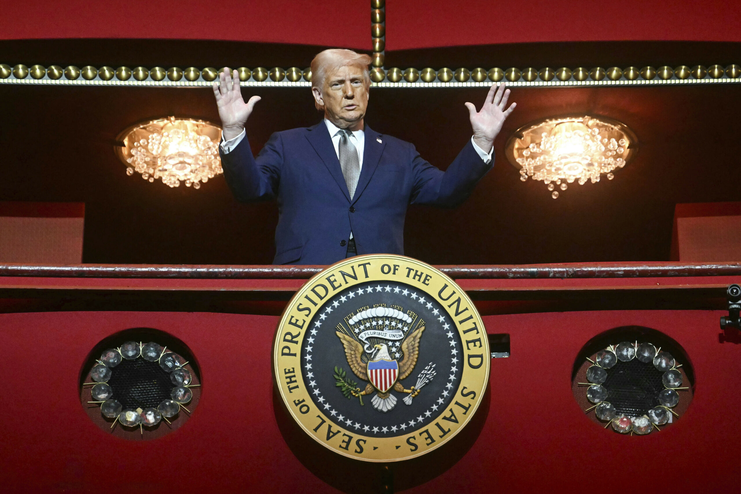 Huracán En marzo, Trump decepciona