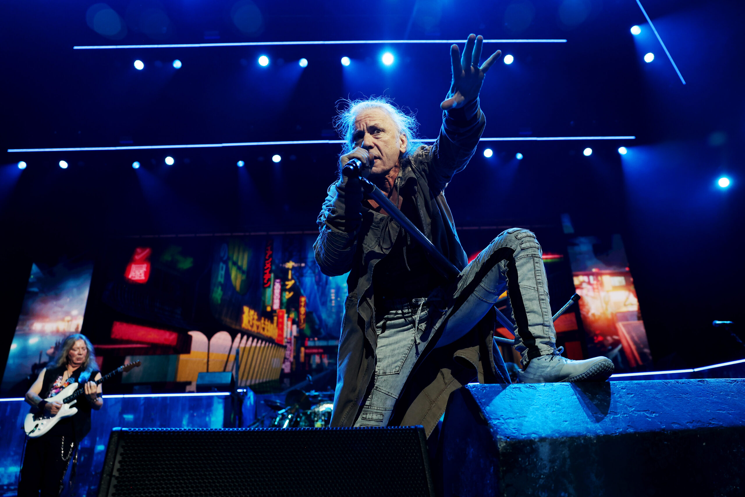Iron Maiden dicen los teléfonos inteligentes la pelea