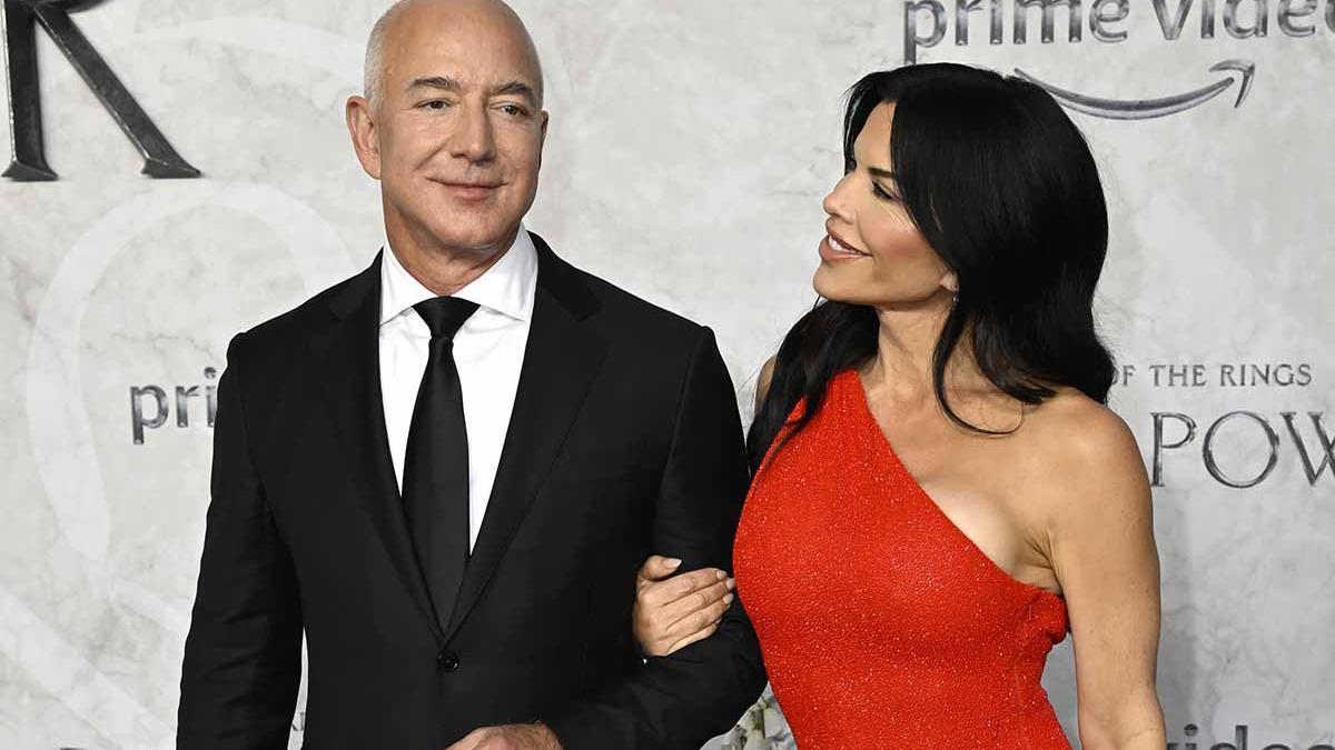 Jeff Bezos y Lauren Sánchez, Boda: ¿El espectáculo de Lady