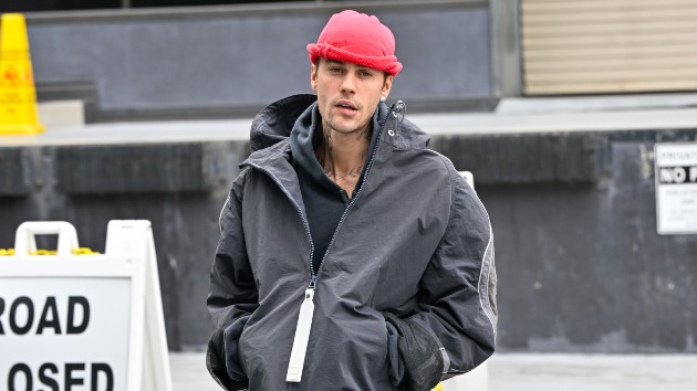 Justin Bieber realiza 'Snooze' con SZA en el concierto de