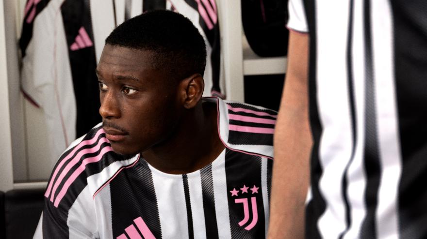 Juve, aquí está la nueva casa 2025-2026 camisa: efecto "código