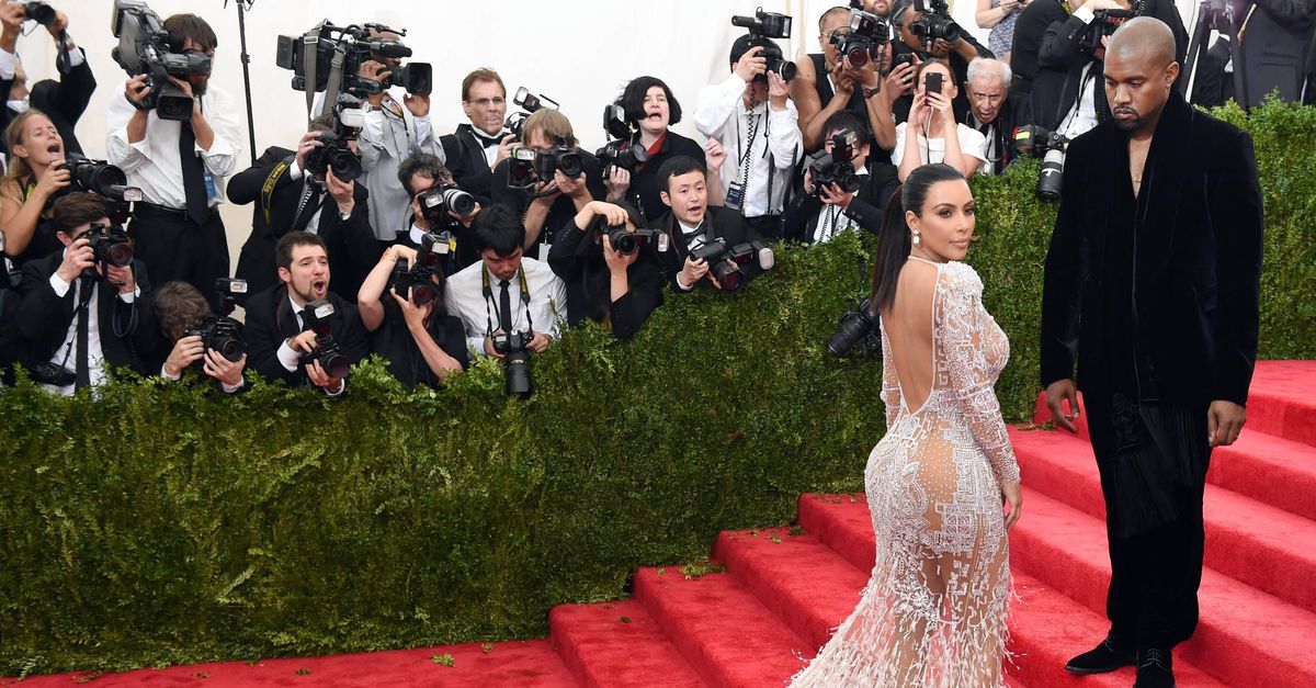 Kanye 'Ye' West lanza Música nazi: ¿Cómo informas sobre eso?