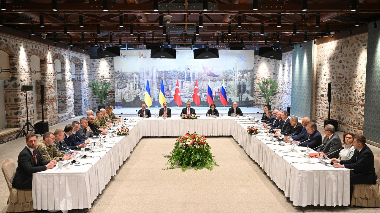Kyiv y Moscú finalizan rondas de conversación