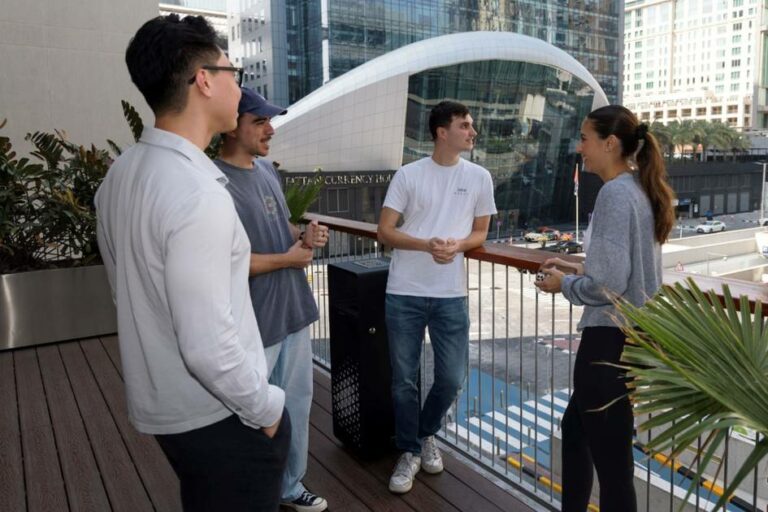 LVMH presenta un curso minorista de lujo en Dubai
