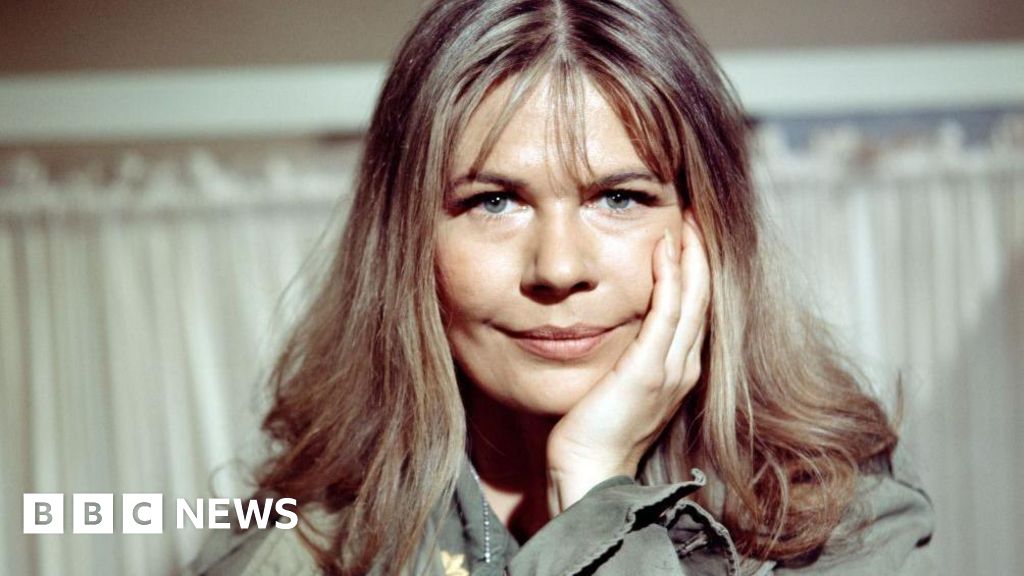 La actriz de MAS*H Loretta Swit fallece a los 87