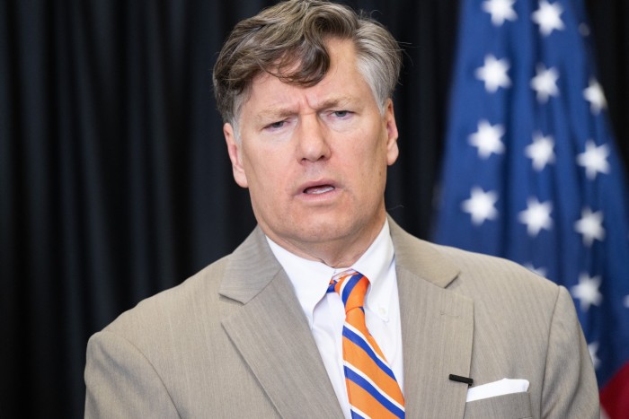 Secretario de Estado de los Estados Unidos Christopher Landau 